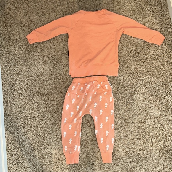 Little Bispsy Sweat Set - Picture 4 of 4